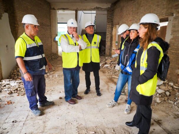 WhatsApp-Image-2025-01-27-at-13.07.13-1-608x456 Iniciadas las obras de rehabilitación en el edificio que alberga la Jefatura de la Policía Local y el Juzgado de Paz