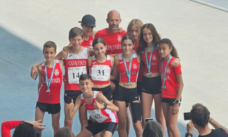 IMG-20250517-WA0036-759x456 Huelva "14 Premios" en Campeonato Andalucía Occidental Triatlón Sub 14