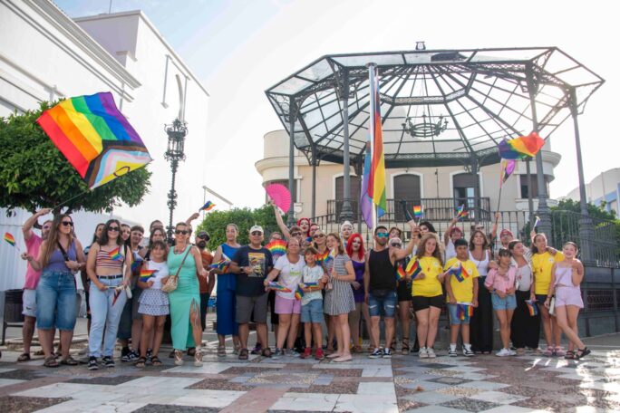511264223_1030471585885131_8541053609716451101_n-684x456 Isla Cristina celebra el Día del Orgullo LGTBI+