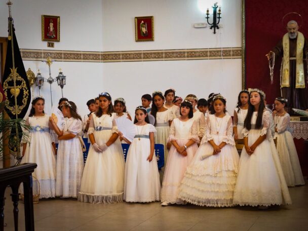511945552_1030490082549948_7986231471565589290_n-608x456 Isla Cristina vivió la festividad del Corpus Christi