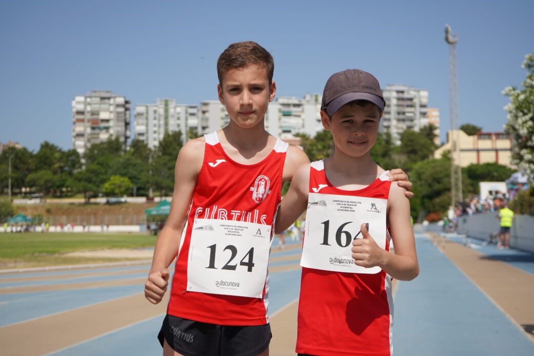 IMG-20250531-WA0010-1041x694 Huelva trae 12 premios del Campeonato Andalucía Occidental Triatlón Sub 12