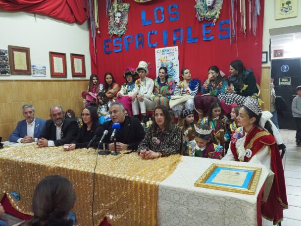 640328618_1220181816914106_4471196031695161193_n-608x456 Las Peñas Carnavaleras de Isla Cristina entregan sus Distinciones y Reconocimientos 2026