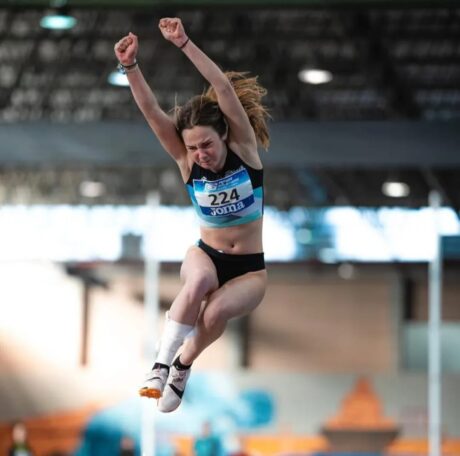 WhatsApp-Image-2026-02-28-at-09.18.13-460x456 Amaia Pérez "récord" de Huelva en Salto de Longitud
