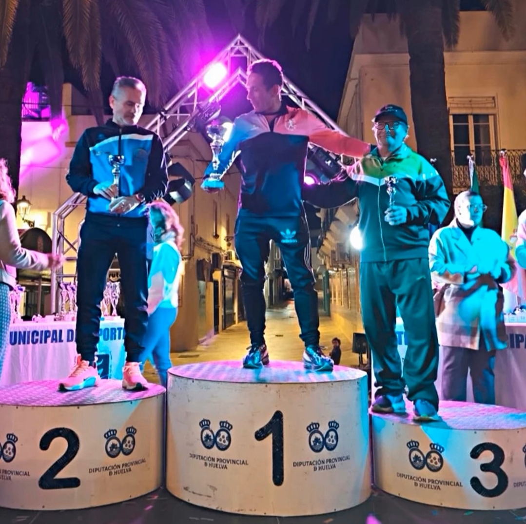10000359631 Ismael Contreras, María Cárdenas, Rocío Moraga y Ricardo Santos ganadores en Media Maratón y 10K de Ayamonte
