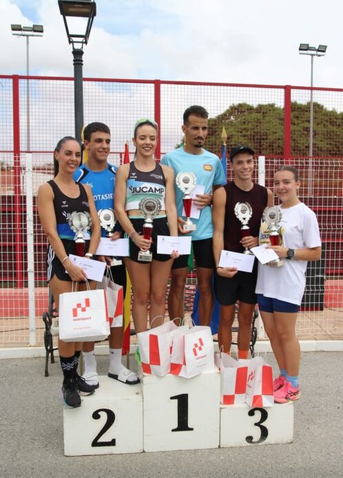 1000115414-498x694 Hassan Boqouah y Belén Jaldón ganan la Carrera Villa de Escacena