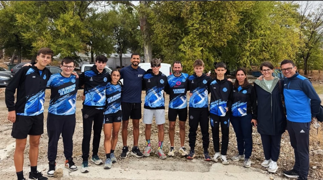 1000121517 Zaka Boufaljat no baja del podio en el Cross del Aceite