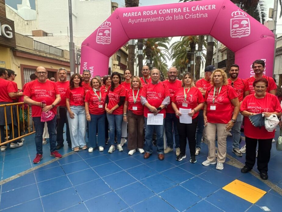 WhatsApp-Image-2026-10-18-at-21.35.33-925x694 Más de mil personas han participado  en la IX Marcha contra el Cáncer de Isla Cristina